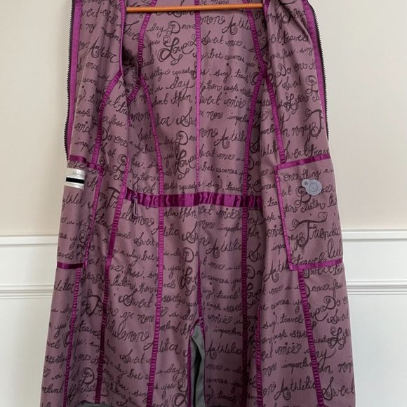 Lululemon RARE Women's Rain Coat Size 6 - Picture 2 of 9